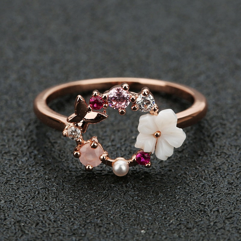 Fashion Creative Butterfly Flowers Crystal Finger Wedding Rings for Women Rose Gold Zircon Glamour Ring Jewelry Girl Gift Bijoux